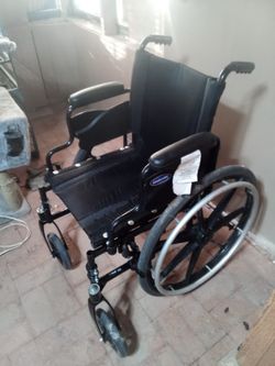 Light Weight Wheelchairs