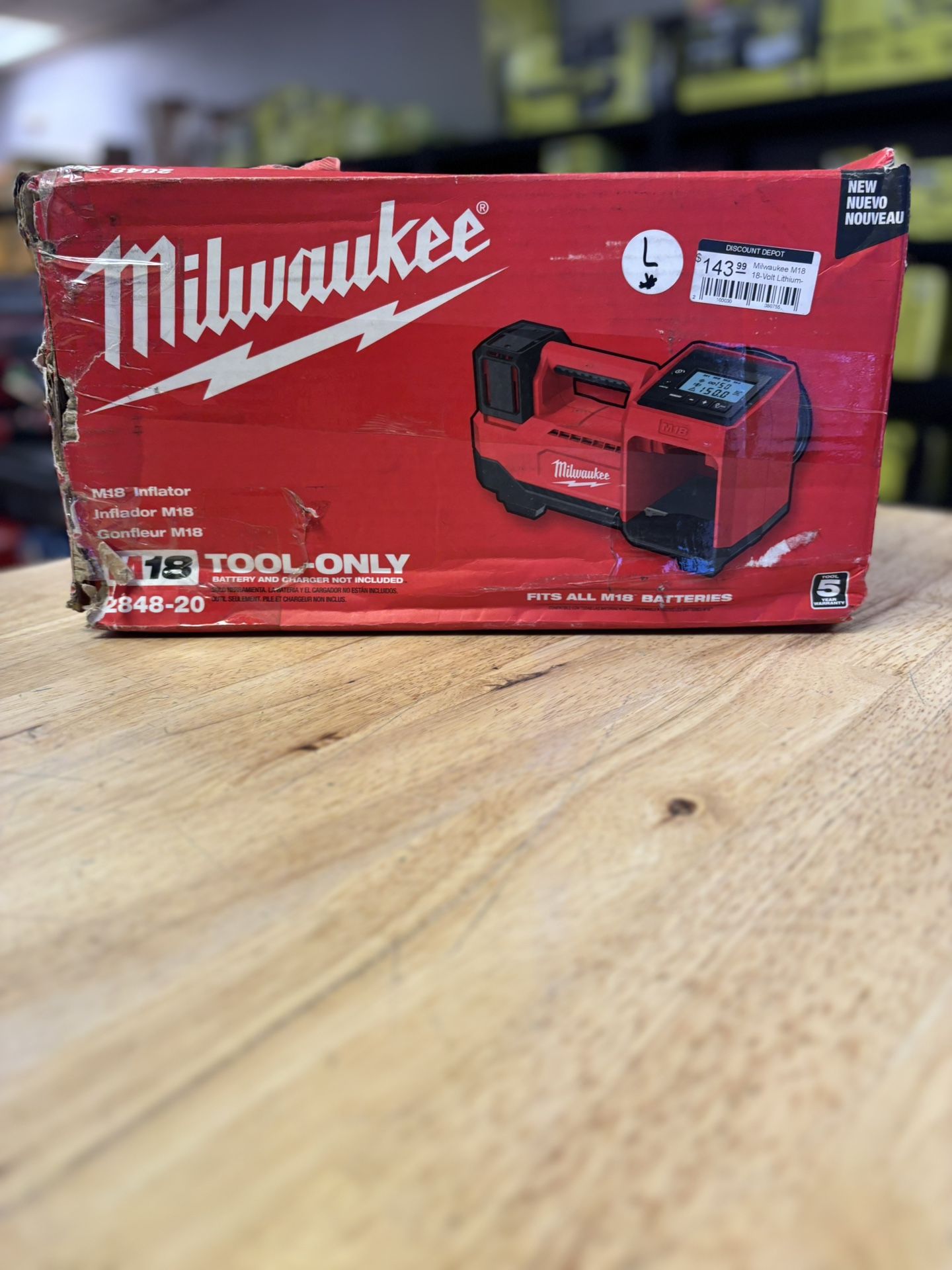 M18 18-Volt Lithium-Ion Cordless Electric Portable Inflator (Tool-Only)