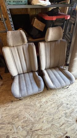 Toyota Camry Front And Rear Seats