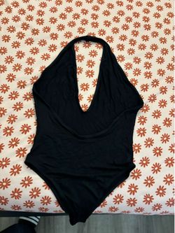 Plan black bodysuit