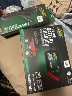 BATTERY TENDER TRICKLE CHARGER