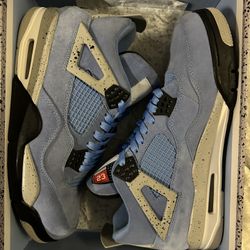 JORDAN 4 RETRO “UNC” SIZE(11M). WORN 1X VNDS. COMES WITH OG ALL. $375 CASH OR B/O. MARKET VALUE $500+ TRADES ALWAYS WELCOME. TAP IN!✅