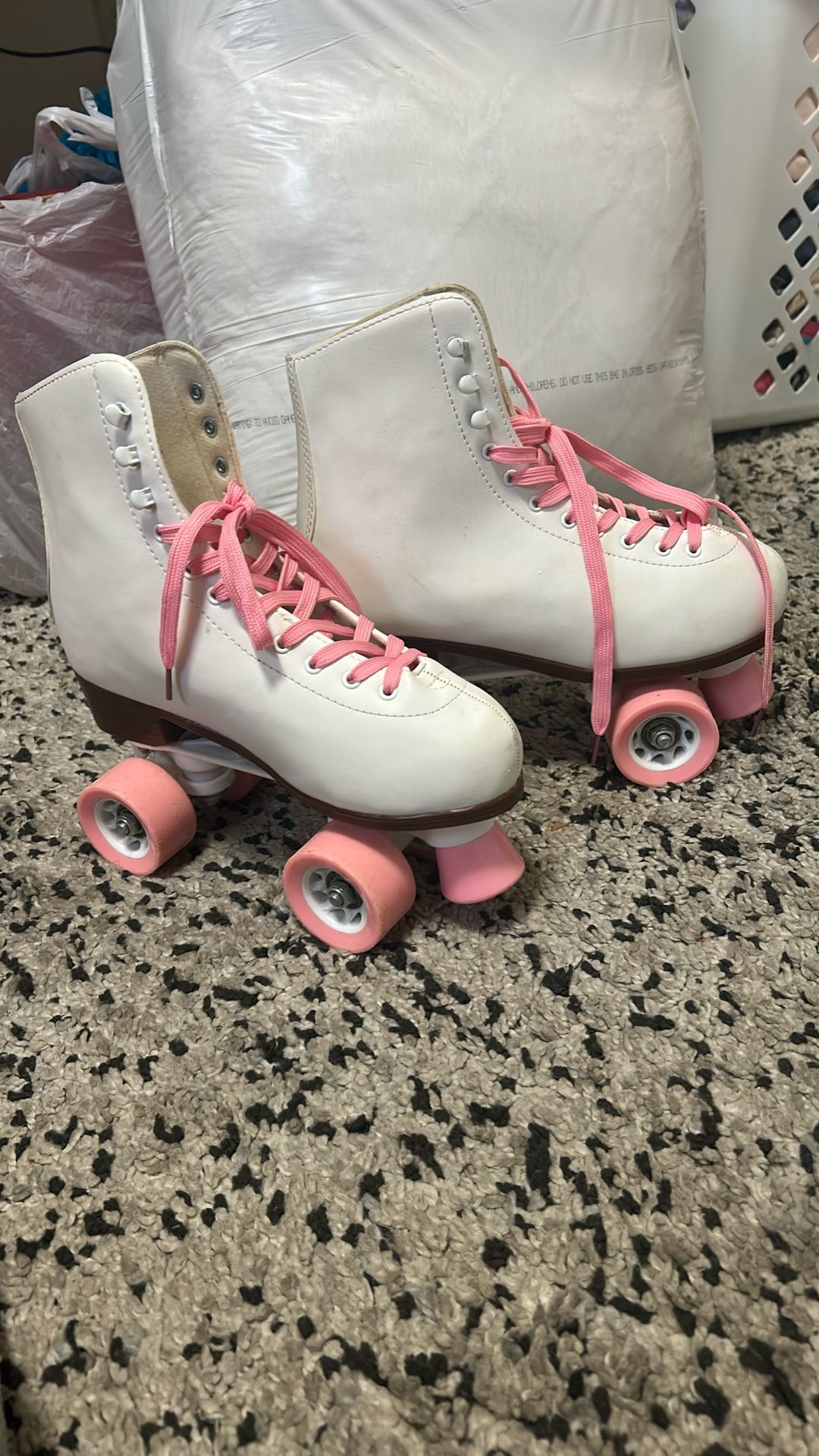 Skates
