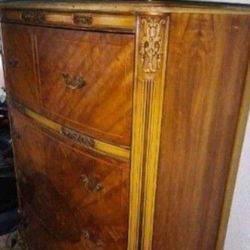 More Hen 70 Old Dresser Heat Shape