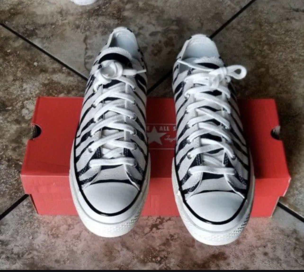 Converse Chuck 70 OX size 10 Deadstock