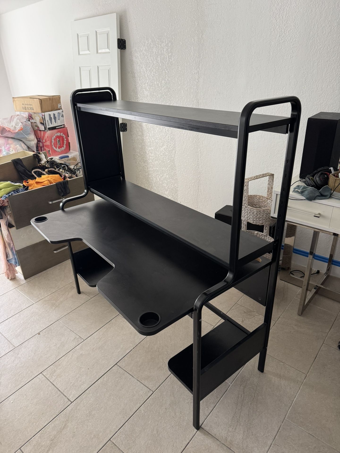 Computer Desktop. Good Conditions!