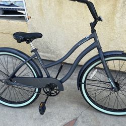 Beach Cruiser Bike Like New