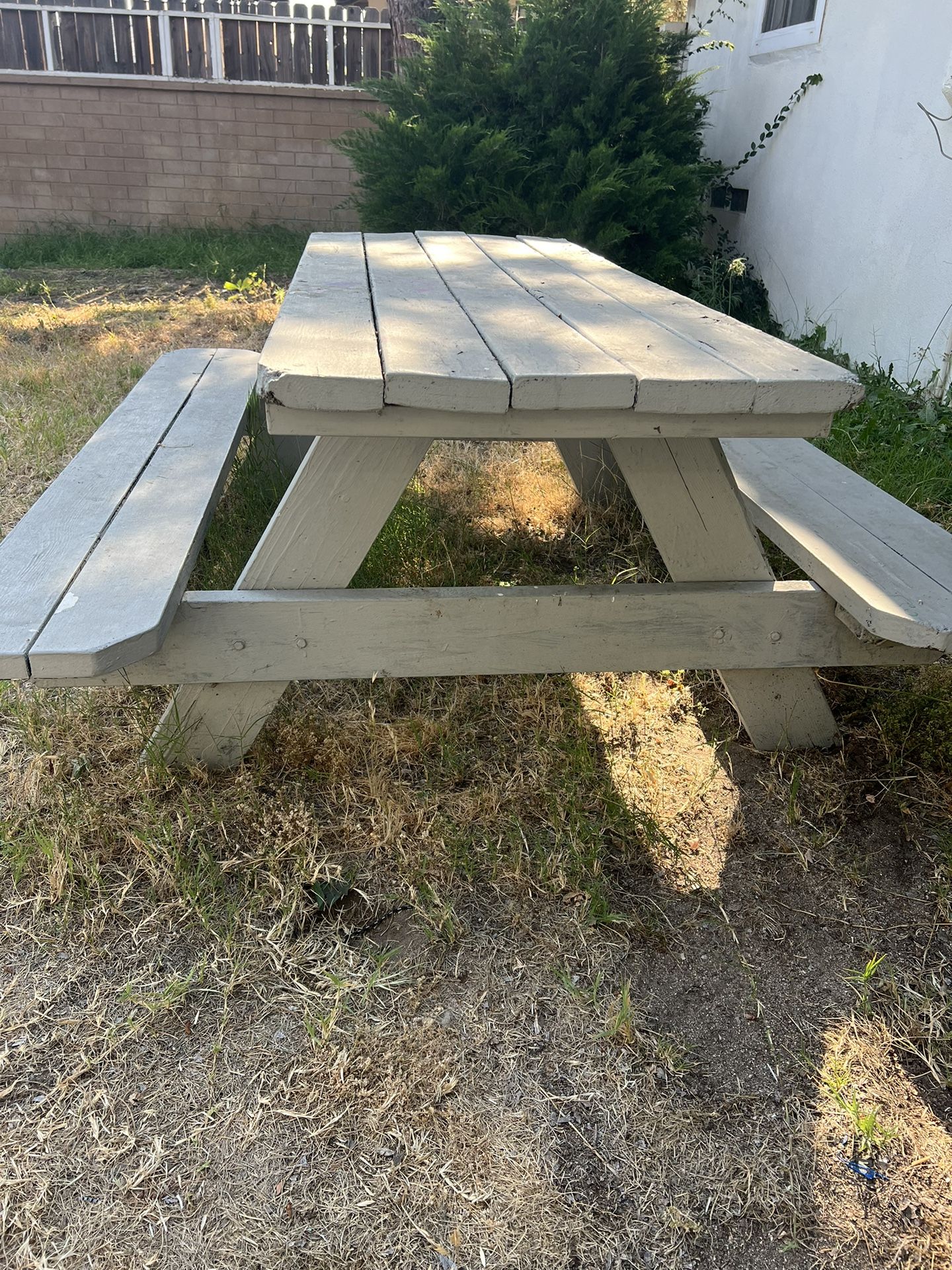 100 WOOD PICNIC TABLE for Sale in San Bernardino, CA OfferUp