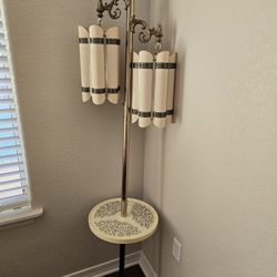 Vintage MCM Tension Pole Lamp With Table Fiberglass Shades 