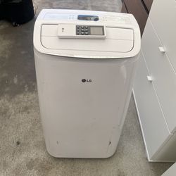 LG portable Air Conditioner w/ remote