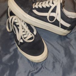 Navy Blue Van's Size 6 Women 