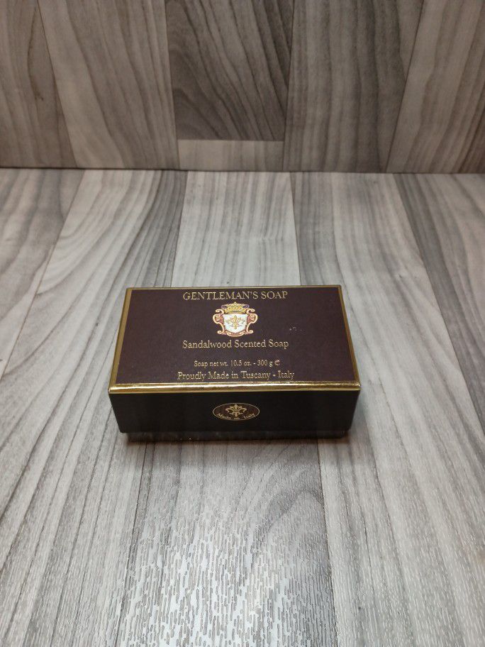 Sandalwood  Scented Gentleman's Soap Tuscany Italy 