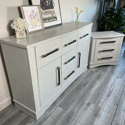 2 Piece White Dresser Set 🤍