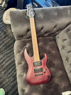 Mitchell MM100 mini electric guitar