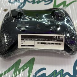 Nintendo Wiiu Pro Controller Pre Owned 