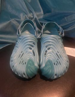 CROCS POLLEX UNISEX MENS (9)WOMENS (11) TURQ TONIC 