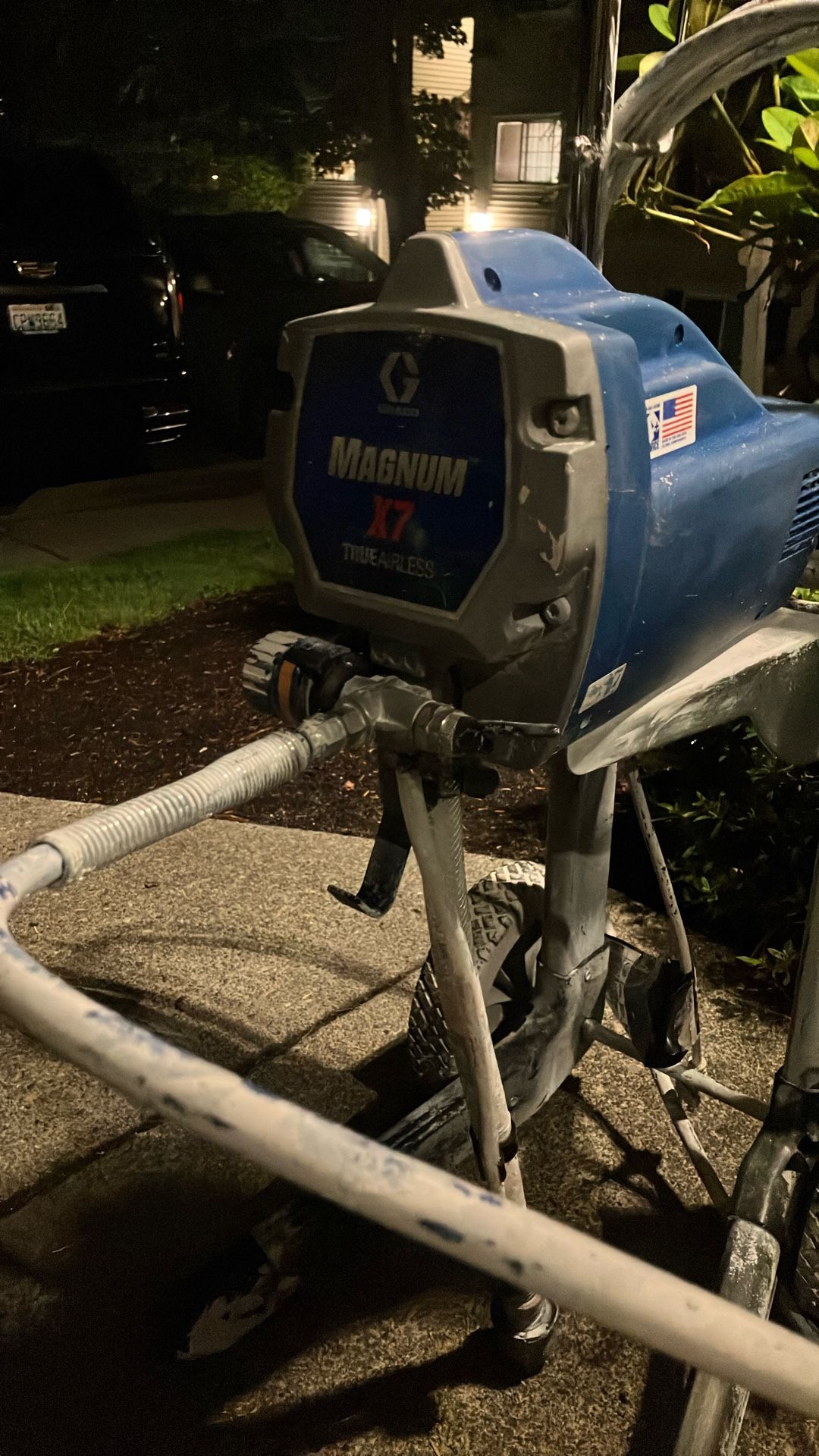 Magnum professional paint sprayer