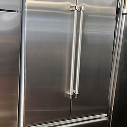 Thermador 36”wide Built In French Style Refrigerator In Stainless Steel