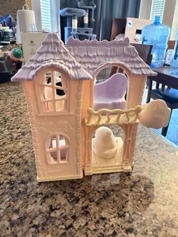 Calico Critters Spooky Surprise