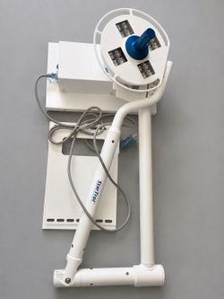 StarTrol Medical 4 Pod Wall LED Light, Wall-Mounted LED Lighting 4X4-GSW0