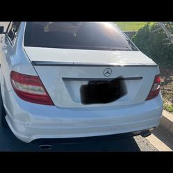 2010 Mercedes-Benz C300 Sports Sedan 4 Door