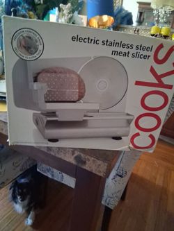 Electric  stainless  steel meat slicer