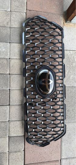 Toyota Tacoma Front Grille with TSS Radar Sensor
