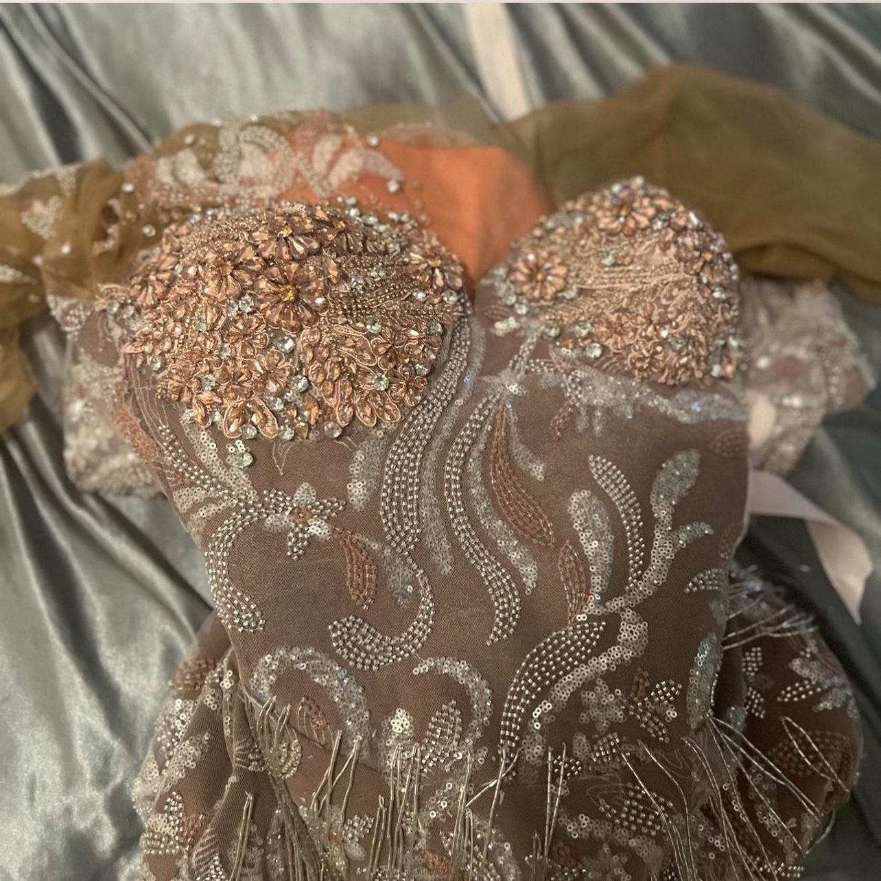 custom prom dress houston Houston Teens Can Now Design the Prom Gowns of Their Dreams