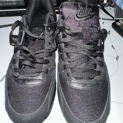 Nike Air Max Command Triple Black 