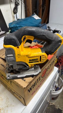 DeWalt 20V Max Cordless Jig Saw
