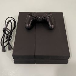 PS4 500GB Good Condition