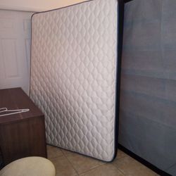 Box Spring And Mattress Brandly Used 