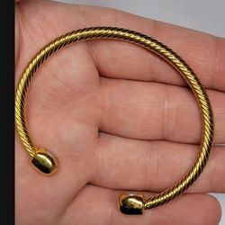 24k Yellow Gold Over .999 Copper Bangle Unisex  Magnetic Therapeutic Bangle.Cuff - New