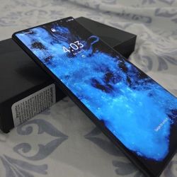 Samsung Galaxy S22 Ultra 256 GB Unlocked