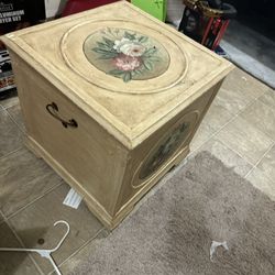 Antique Victorian Chest