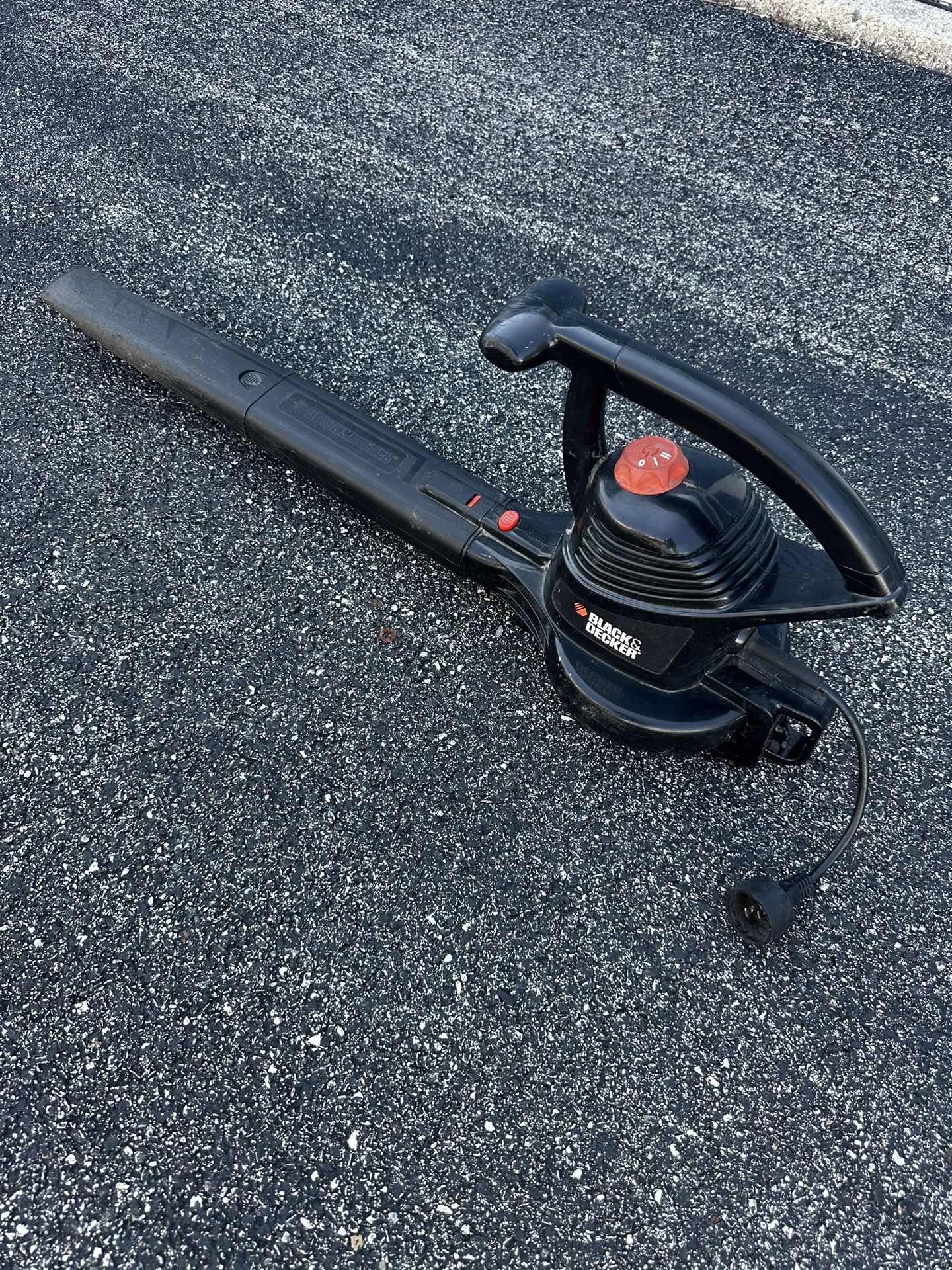 Leaf Blower