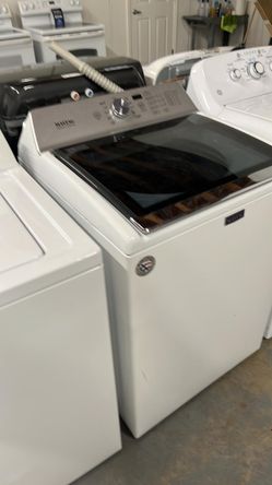 Maytag Top Load Washer – Glass Lid, HE, White