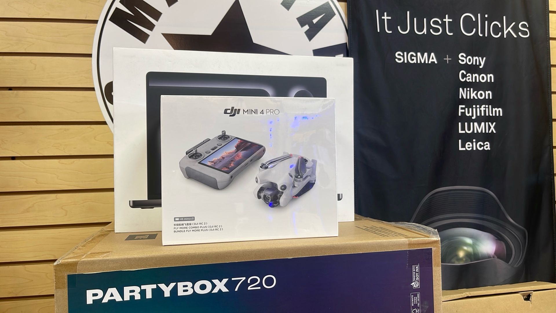 DJI Mini 4 Pro Fly More Combo Plus With RC2 