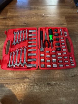ALLTRADE Hand Tool Set With Carry Case