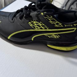Boys Puma Tennis Shoes 