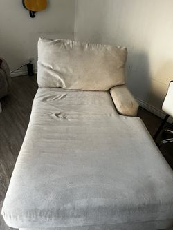 Chaise Lounge