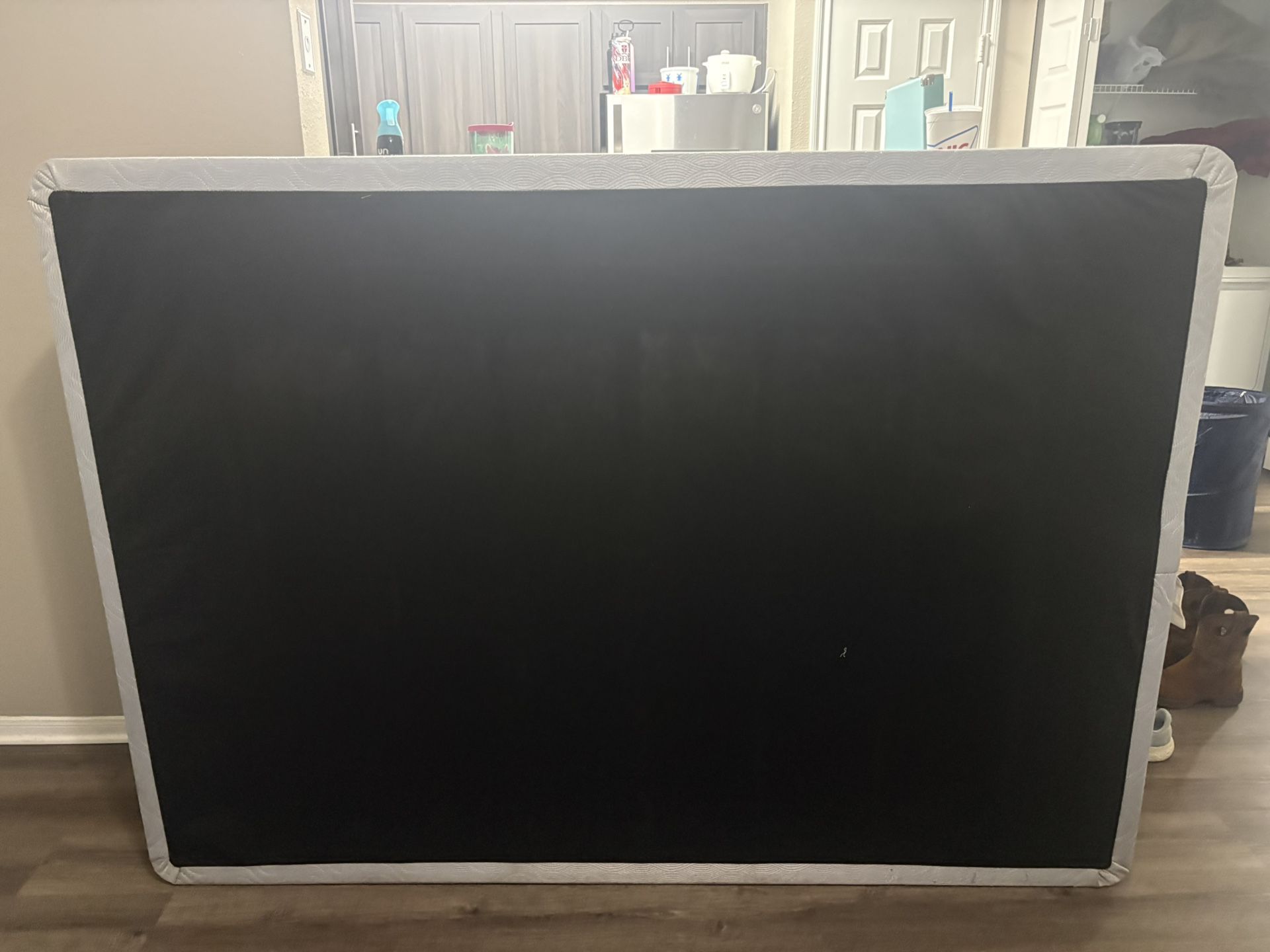 Used Full Size Box Spring Full Size Box Spring for Sale in Dallas, TX - OfferUp