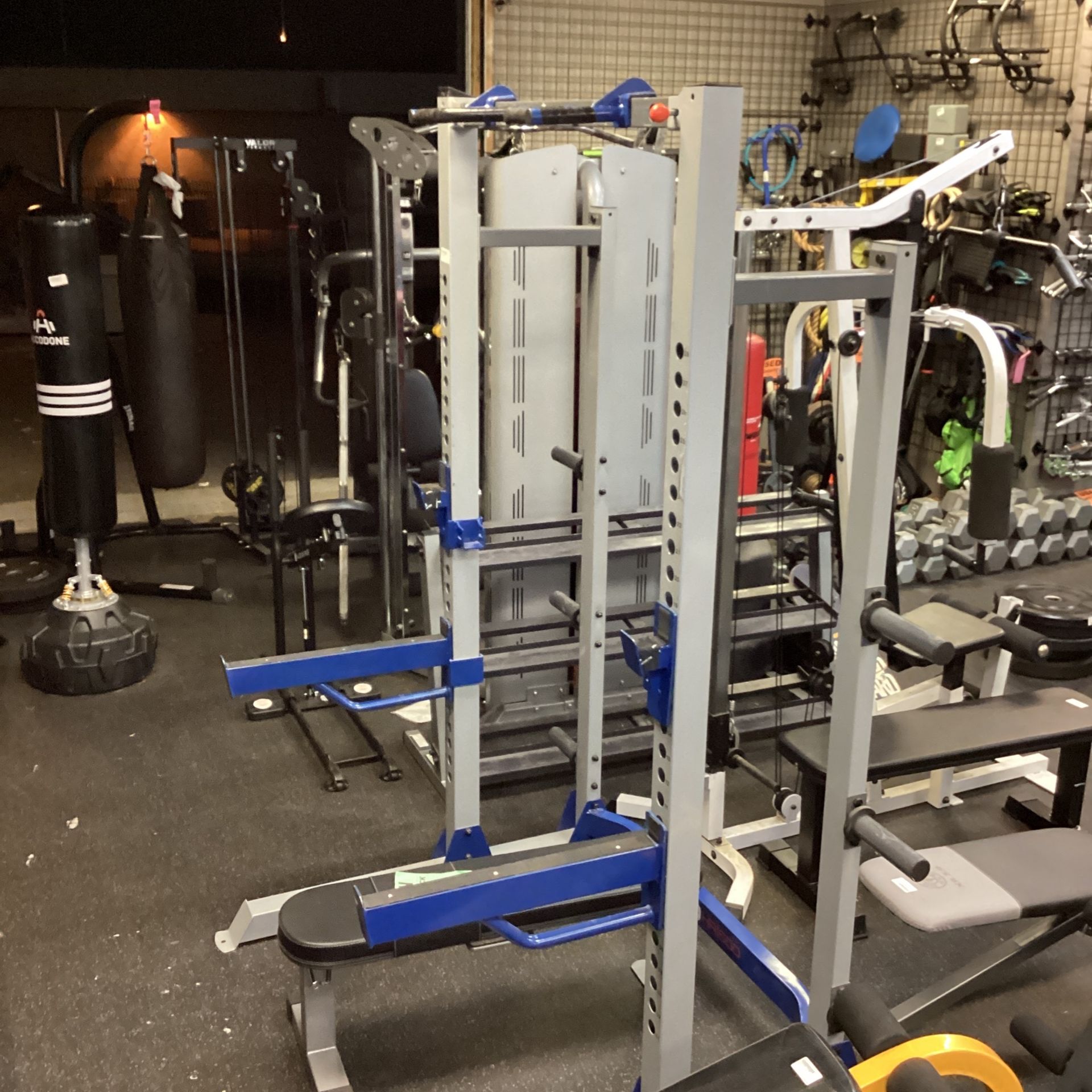 Fitness Gear PRO HR 600 Power Rack Half Cage for Sale in Phoenix, AZ
