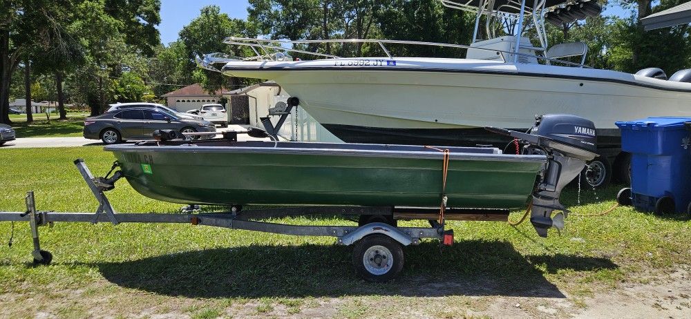 1972 Fiberglass Boat