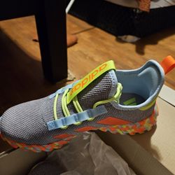 Adidas Nuevos Size 6.1/5