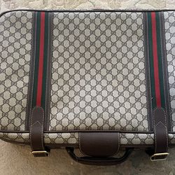 Gucci Luggage 2 Pieces Like New