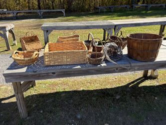 Baskets, 11 Baskets, 1 Bushel, 1 sewing, 1 that is 21"x17", 8 more