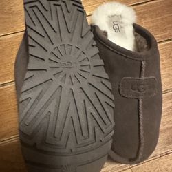 Ugg Brown Suede Slipper