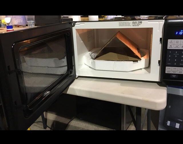 Oster OGZJ1104 Microwave Oven 1.1 Cu Ft 1100W