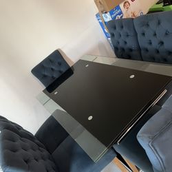 Dinning Table & Chairs 